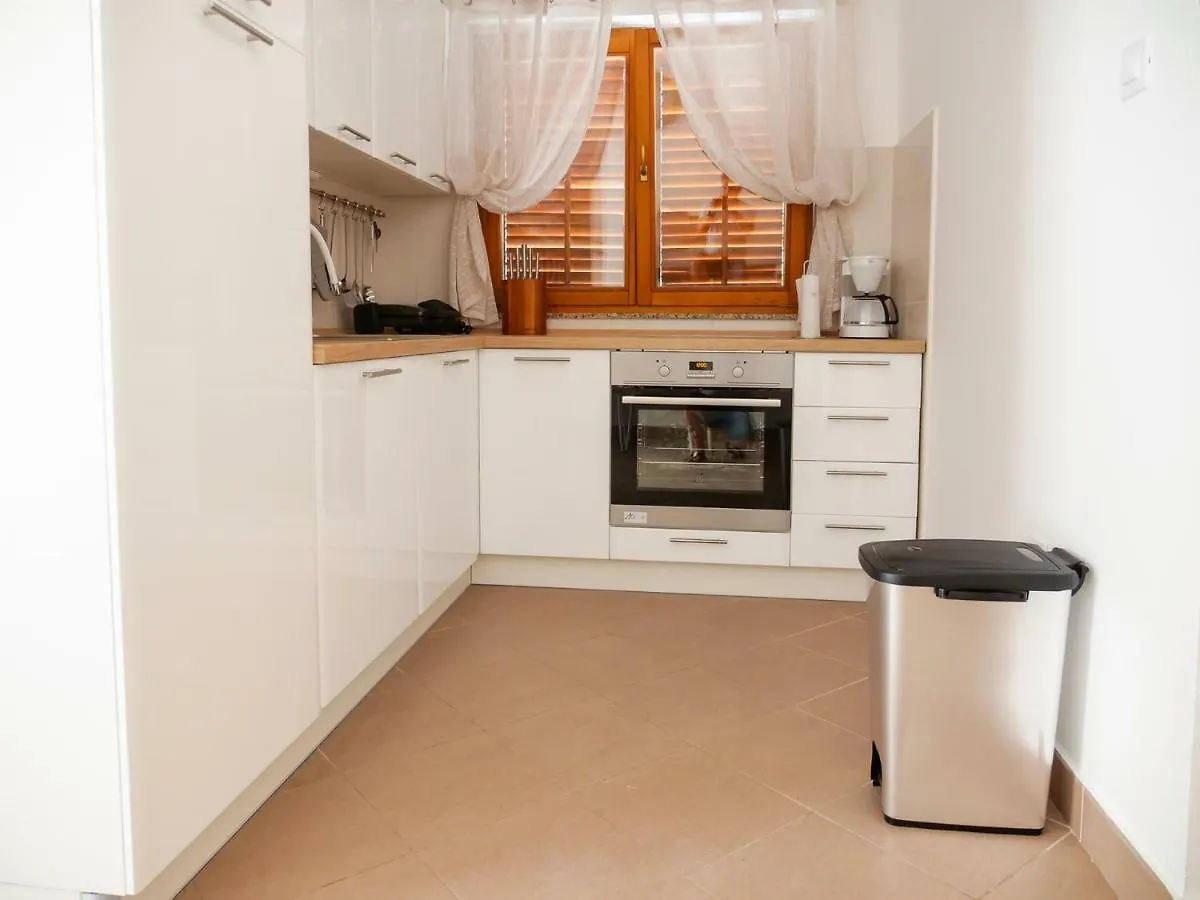 Apartment Spomax Pag Town