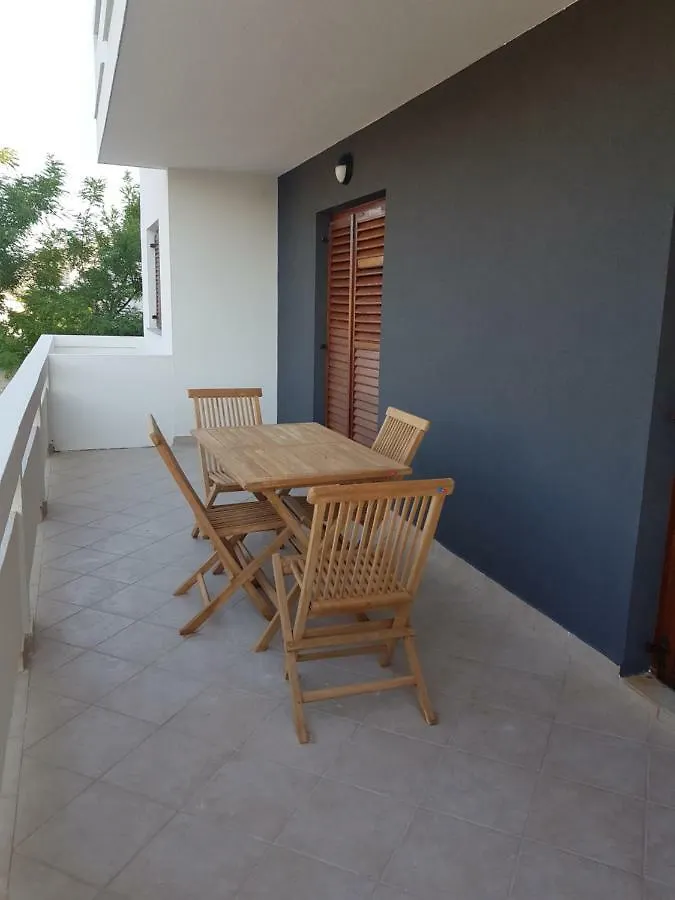 Apartment Spomax Pag Town
