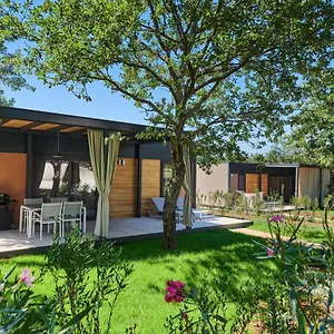 Park Umag Mobile Homes 4*, Karigador Croazia